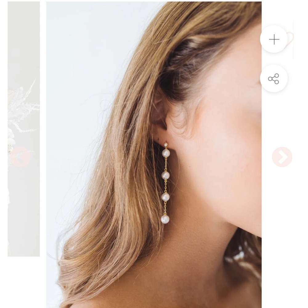 Untamed Petals Geranium Earrings